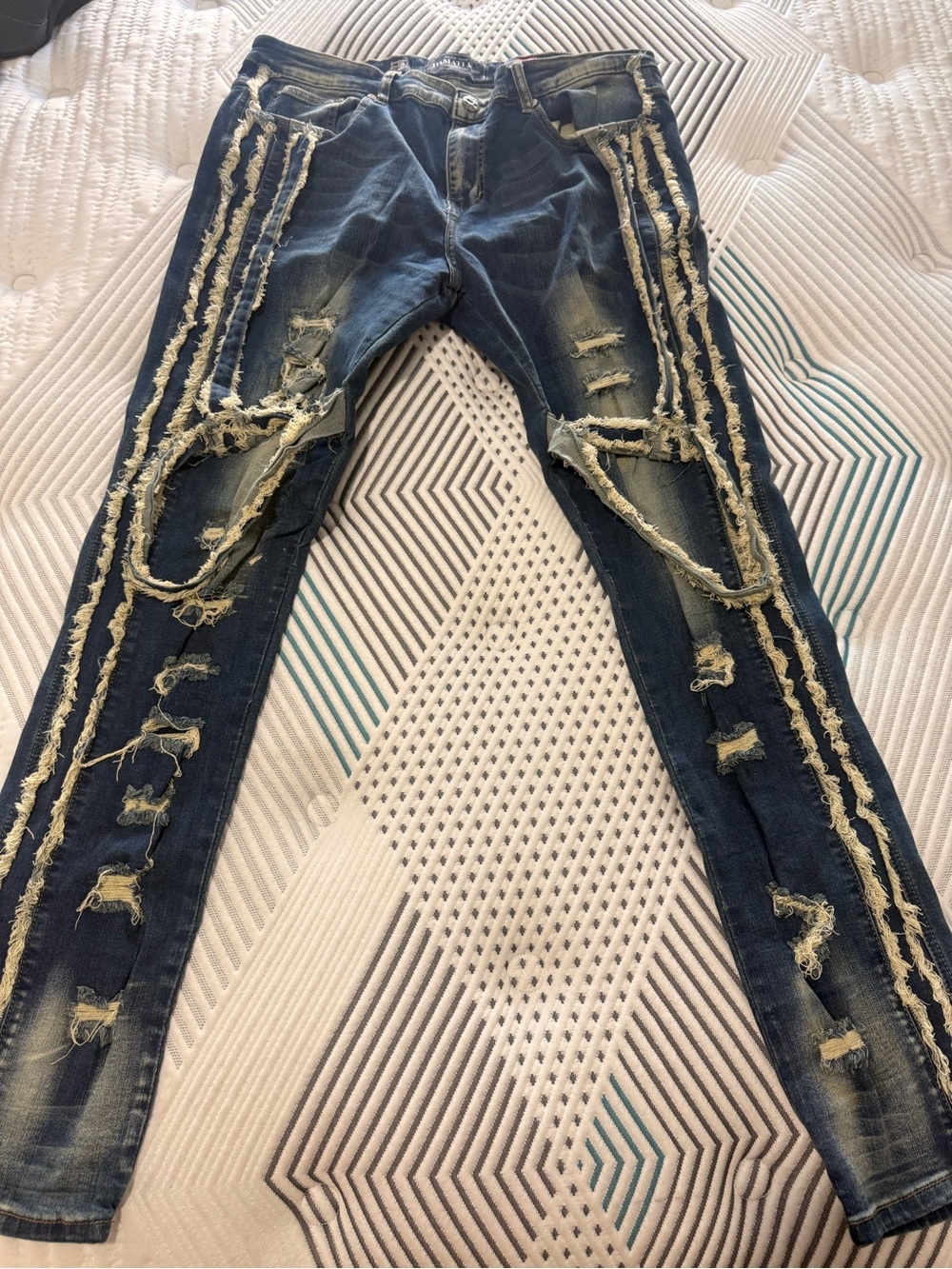 Men's Skinny Distressed Dark Blue Denim Jeans - Ripped Detail